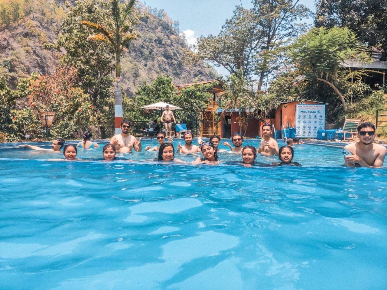River Fun Beach Resort ゴルカ エクステリア 写真